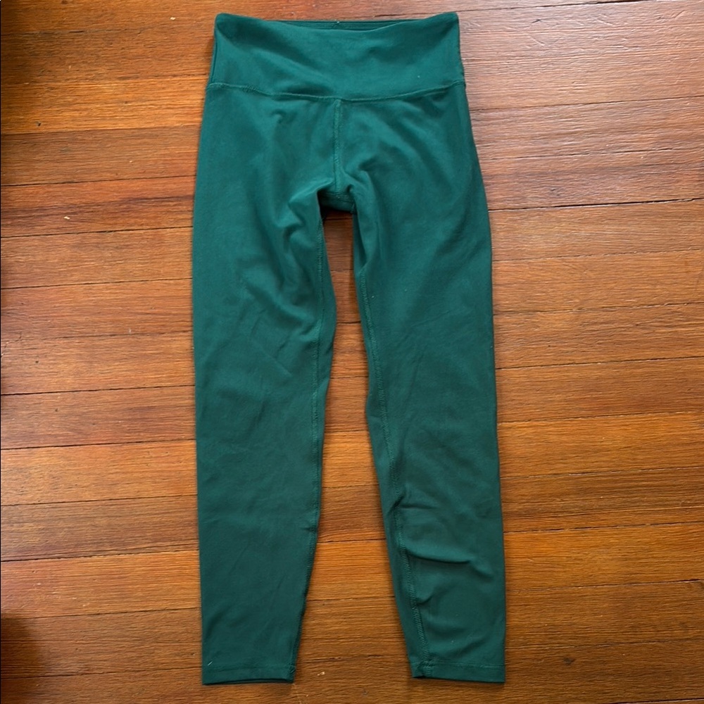 Green leggings
